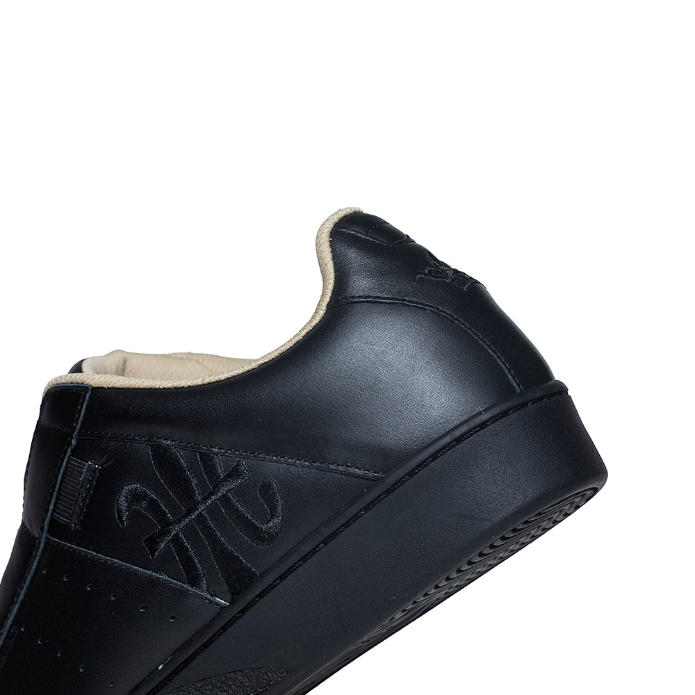 Men's Icon Genesis Black Leather Sneakers 01901-998 - ROYAL ELASTICS